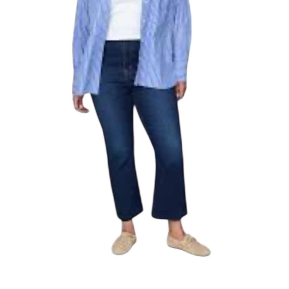 GAP•Limited Edition Blue Denim Cropped Capri Jeans